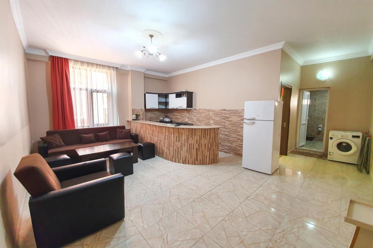 Apartments Residence Batumi Bagian luar foto