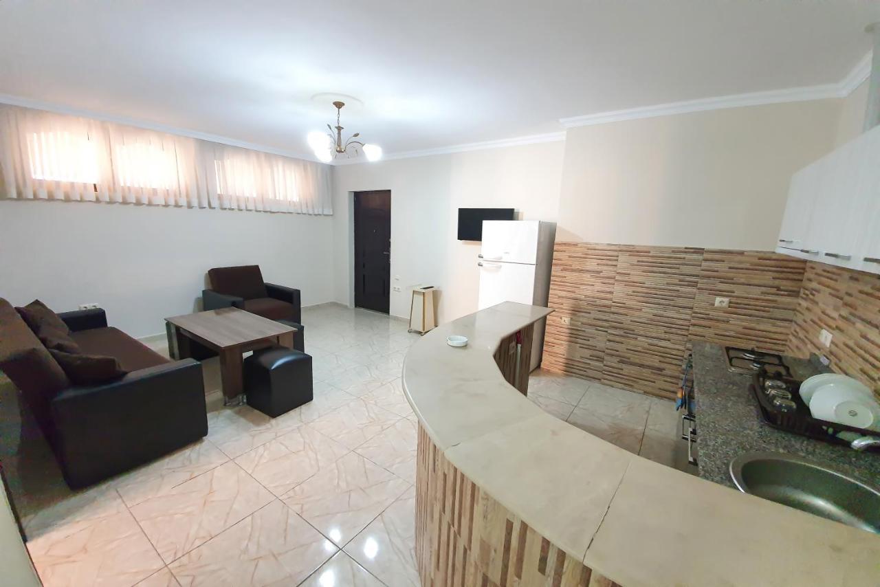 Apartments Residence Batumi Bagian luar foto